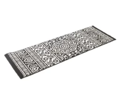 Broyhill Black & White Ornate Fascination Accent Rug -Broyhill 810557659 3